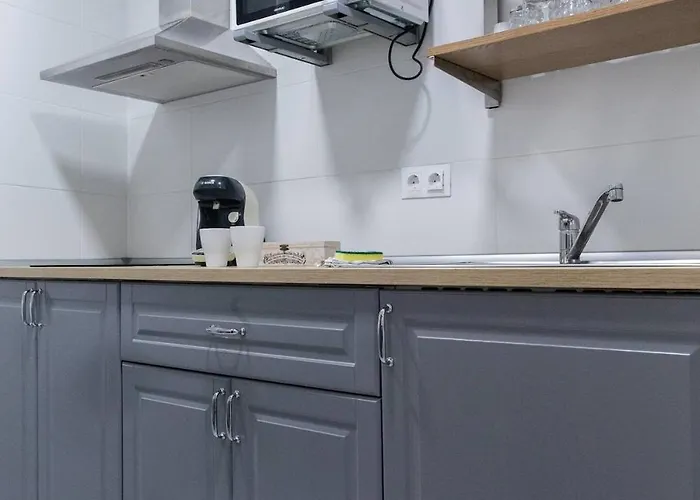 In דירה קדיז