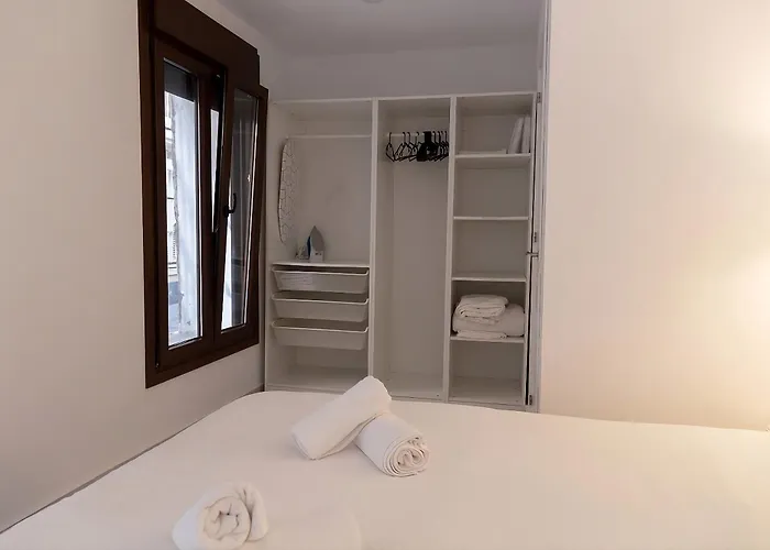 In דירה קדיז